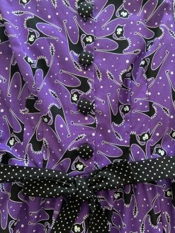 Retrolicious Ida Dress In Scaredy Cat Print Purple And Polkadot -Collectif Shop 4968 5 1024x1024 bfd1faea 65ce 491c a20a 42e081d35432 560x