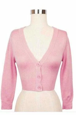 MAK Sweaters Cropped Cardigan With 3/4 Sleeves In Light Pink 13 MAK Sweaters Cropped Cardigan With 3/4 Sleeves In Light Pink -Collectif Shop CropLS LPK F efe9aeec dcc0 4e66 9975 d7c457748e45 560x