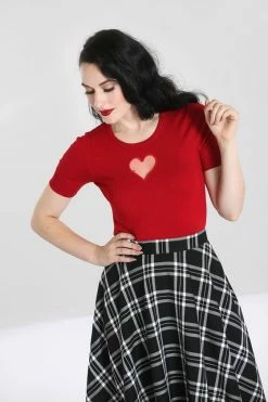 Hell Bunny Heart Top In Red 13 Hell Bunny Heart Top In Red -Collectif Shop hlb60035 heart top red 02 7df34866 b4bb 48cd ac78 d0acf8f43fbd 560x
